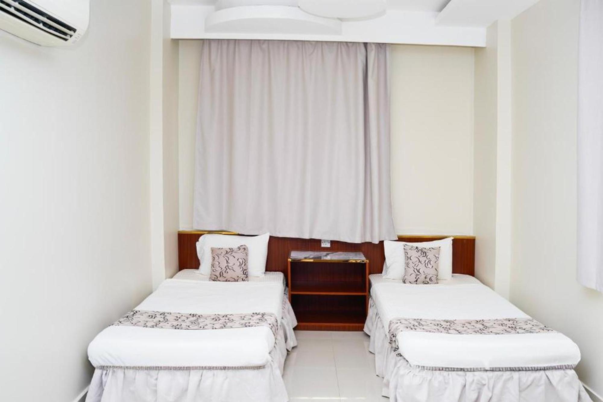 Al Bayrahaa Hotel Apartments Seeb Esterno foto