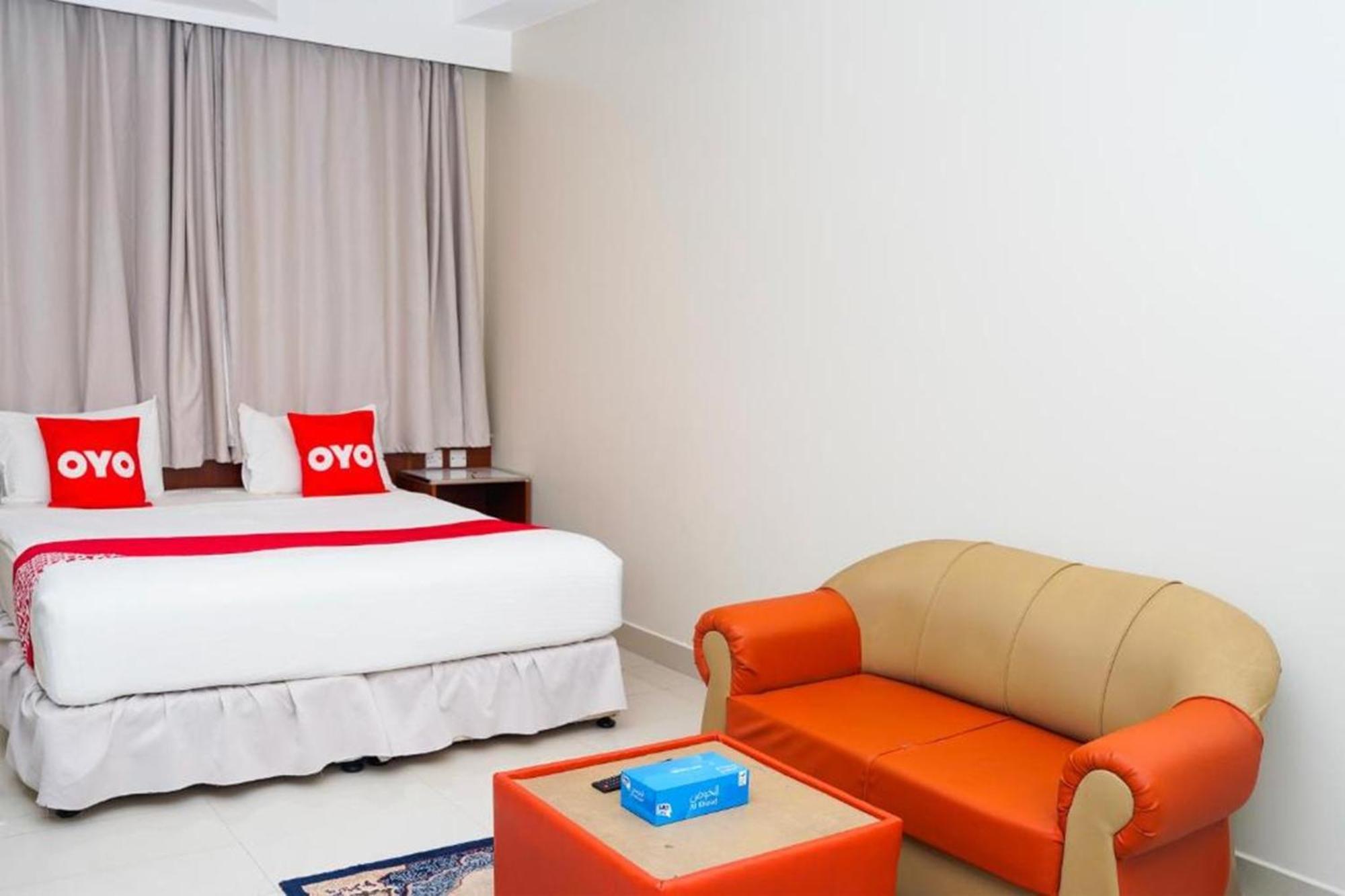 Al Bayrahaa Hotel Apartments Seeb Esterno foto